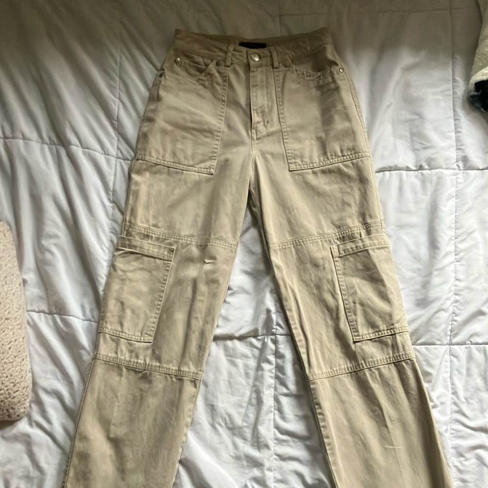 FOREVER 21 tan high rise straight leg jeans